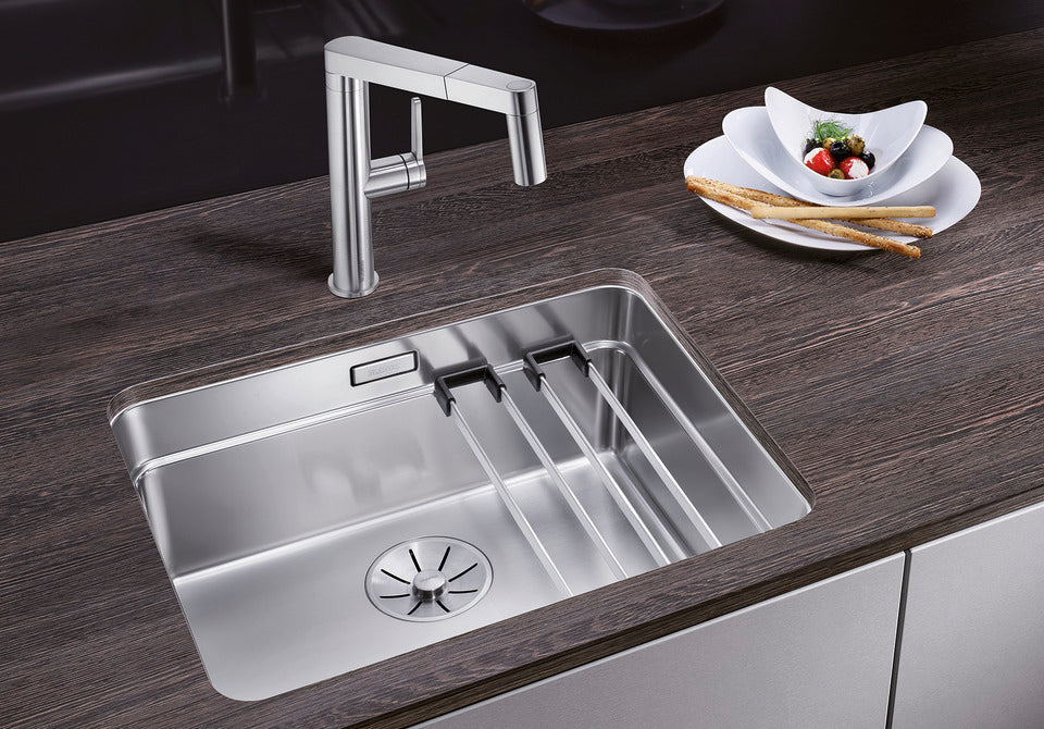 BLANCO ETAGON 500-U Premium Undermount Stainless Steel Kitchen Sink with Multifunctional Rails (521841)